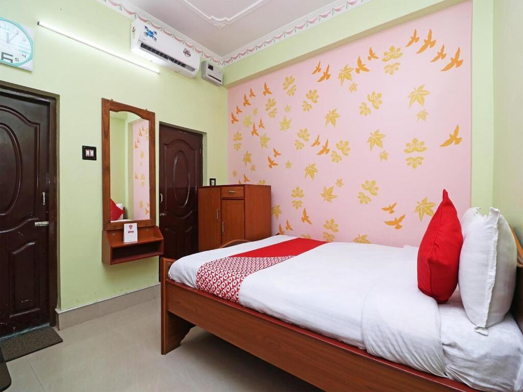 Abhishek Inn Дігха Екстер'єр фото