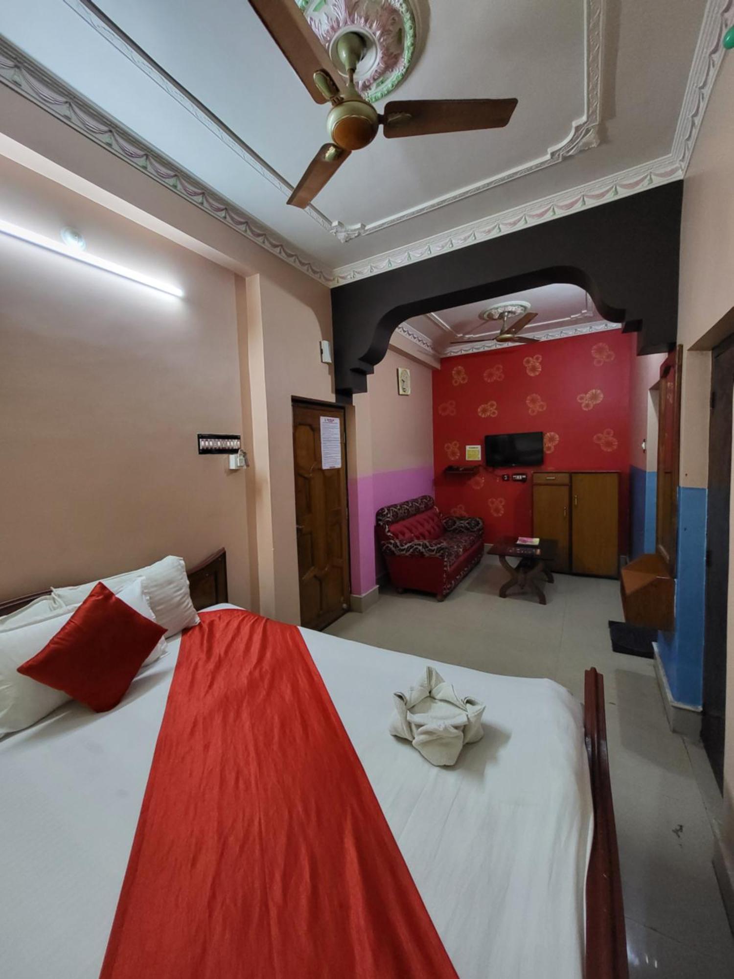 Abhishek Inn Дігха Екстер'єр фото